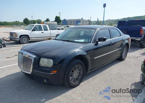 2008 Chrysler 300 Touring from USA, damaged, VIN 2C3KA53G98H244124